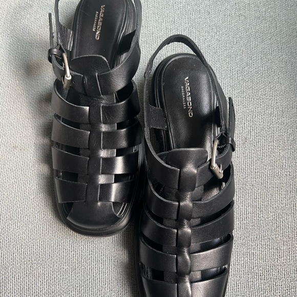Vagabond Black Strappy Leather Sandals - Picture 1 of 6